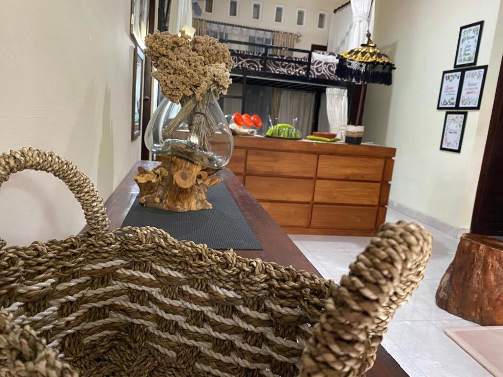Coliving Jogja Sweet Home Kost Lengkap Di Jogjakarta Exterior photo